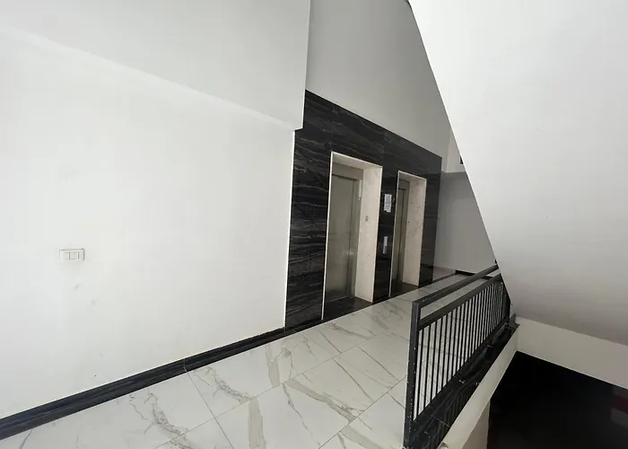 Durres Pearl Haven G57 Golem (Tirana)